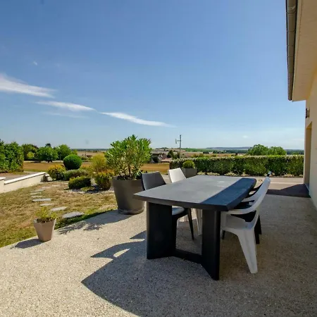 Casa vacanze Plessis-barbuise, 3 Pièces, 4 Personnes - Fr-1-543-205 *